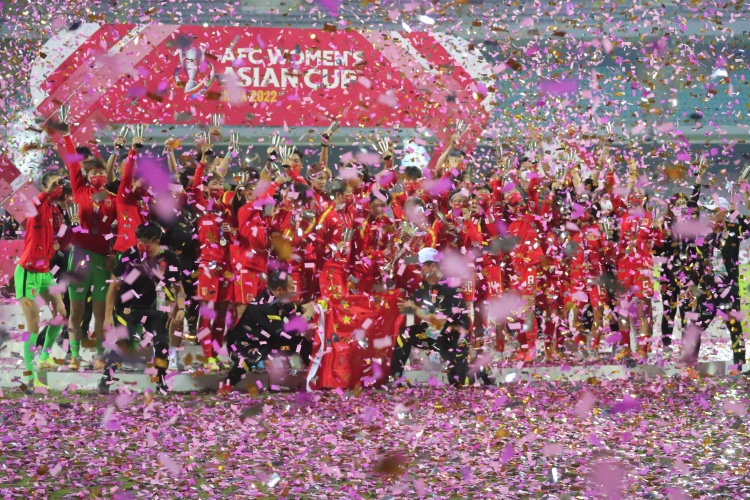  中國女足亞洲杯奪冠三周年！決賽3-2逆轉(zhuǎn)韓國，時隔16年再登頂